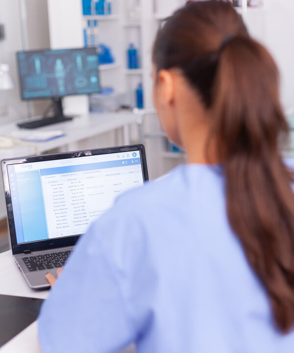 Weiterbildung Gesundheitswesen – digitale Dokumentation und Praxisorganisation