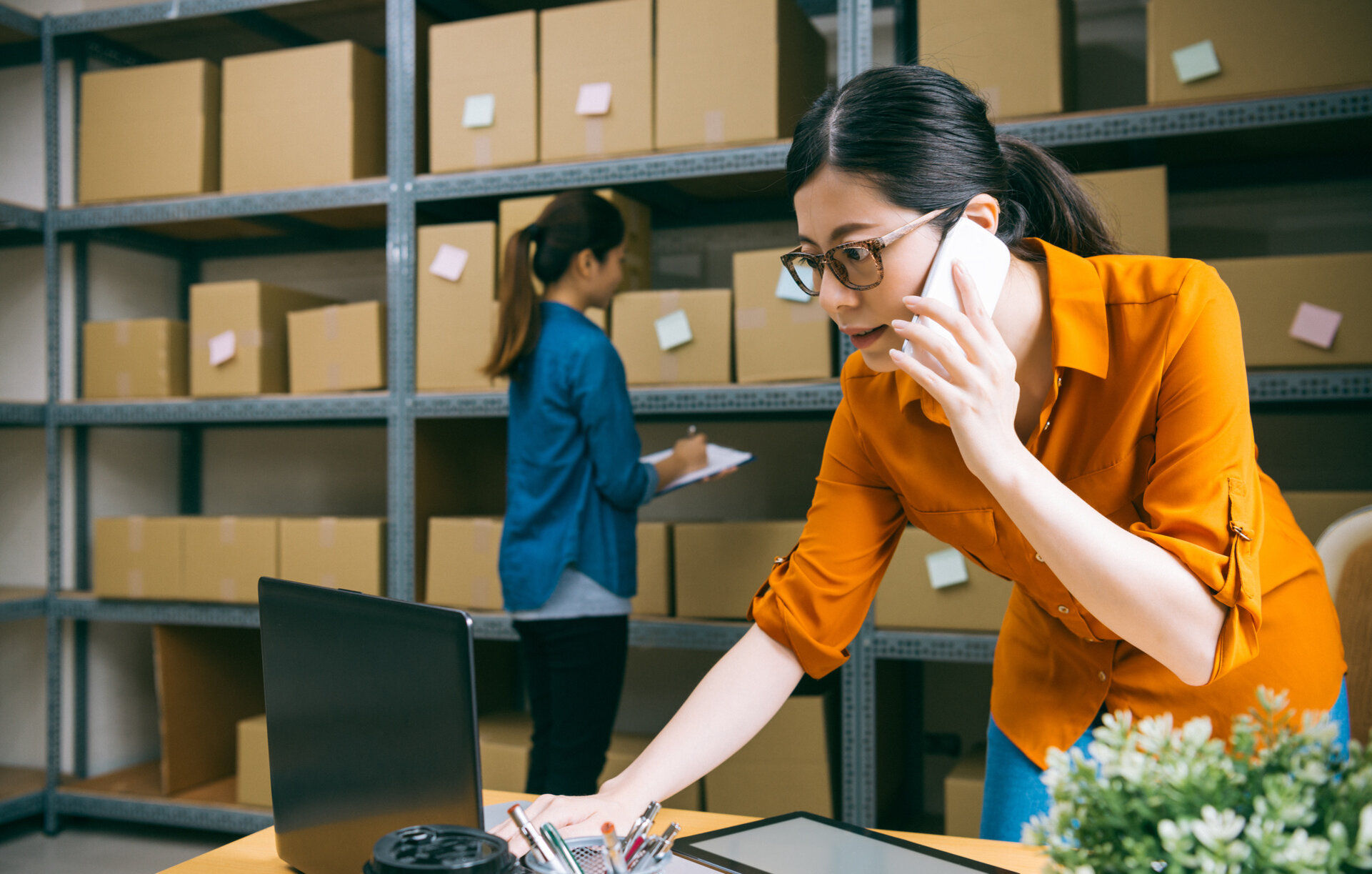 E-Commerce und Lagerorganisation – Umschulung Handel und Dienstleistungen